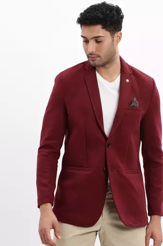Men's Solid Notched Lapel Maroon Single Breasted Blazer