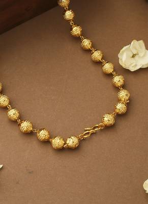 Gold Beaded Necklace 4