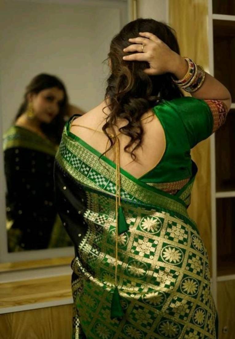 Sambhalpuri Hazara Booti Satin Saree with Blouse Piece