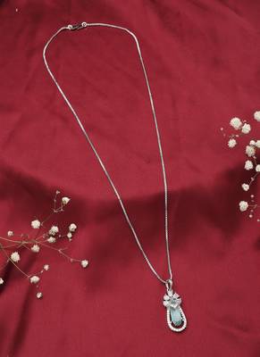 Sea Green Stone Necklace 2
