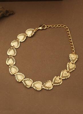 Gold Kundan Heart Shape Bracelet 1