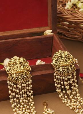 Beaded Ear Chain Set with Motif 4