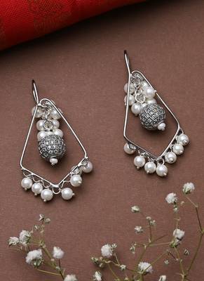 White Beaded Earring With Pearl Drop 1