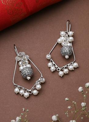 White Beaded Earring With Pearl Drop 2