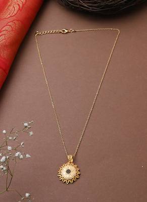 Sun Shaped Necklace With Matching Earrings 3