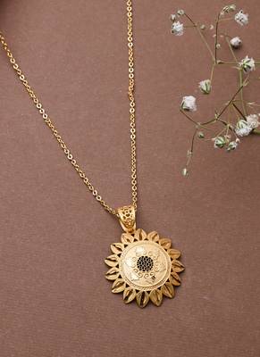 Sun Shaped Necklace With Matching Earrings 1