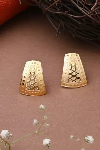 Yellow Gold Necklace Set With Earrings