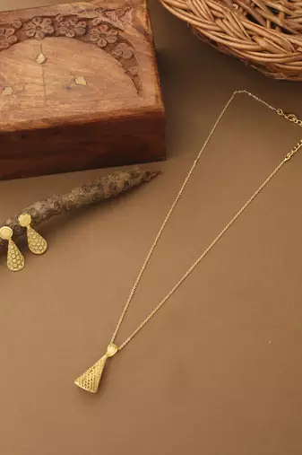 Gold Cone Shaped Necklace With Matching Earrings