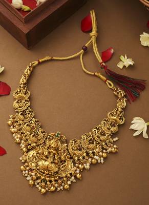 Gold Plated Laxmi Motif Necklace Set With Earrings 3