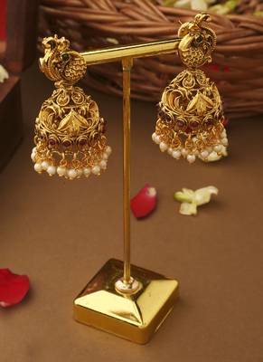Gold Plated Laxmi Motif Necklace Set With Earrings 4