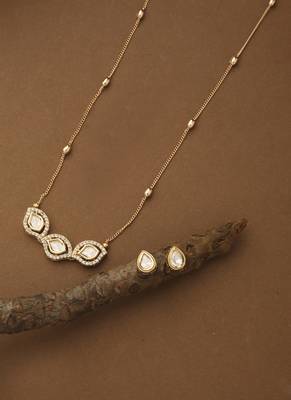 Kundan Necklace Set For Festive Occasion 3