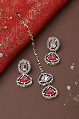 Multicolour 2 Layered Necklace Set With Earring and Maang Tikka