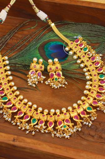 Designer gold plated kempu gutta pusalu necklace set