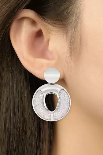 latest fashion stylish silver plated round shape chunky dangle earrings for women