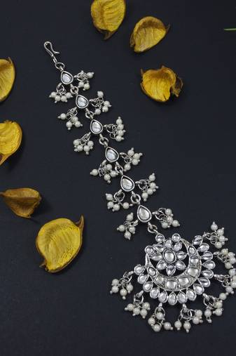 ethnic silver oxidised maang tikka for women and girls (t2141ox)