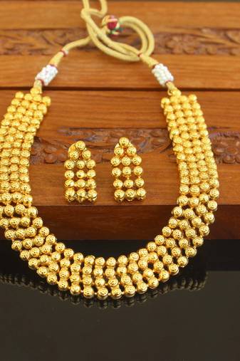 Designer gold plated necklace set