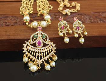 Elegant gold plated necklace set 2