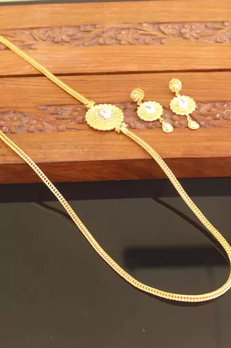 Designer gold plated moppu chain set