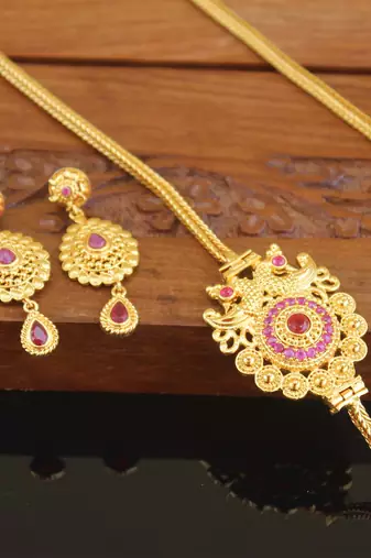 Designer gold plated cz moppu chain set