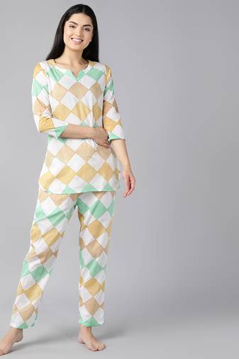 white color checked cotton styles night suits