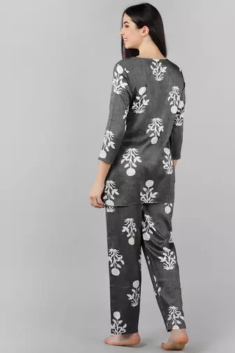 grey color printed cotton styles night suits