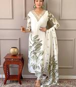 Women French crepe Embroidered and Printed Kurta Pant Dupatta Set