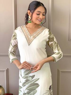 Women French crepe Embroidered and Printed Kurta Pant Dupatta Set 5