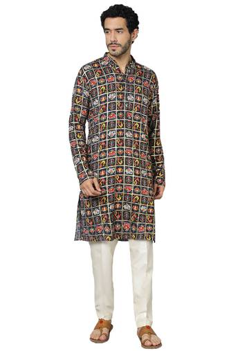 Men'S Navy Blue And Cream Rayon Kurta Pyjama Set