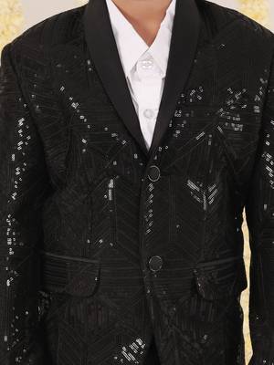  Black Blazer 4
