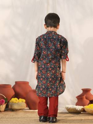  Navy Blue Kurta Pyjama Set 3