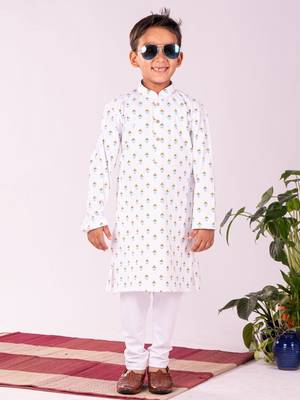  White Kurta Pyjama Set 1