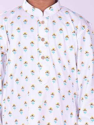  White Kurta Pyjama Set 4