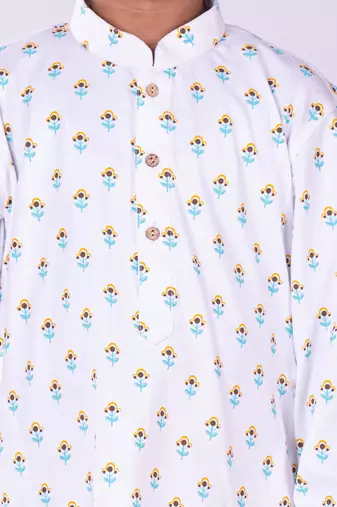  White Kurta Pyjama Set