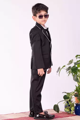 White And Black Shirt Blazer And Pant
