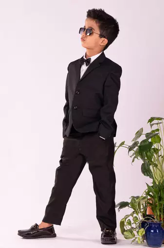  Black Shirt Blazer And Pant