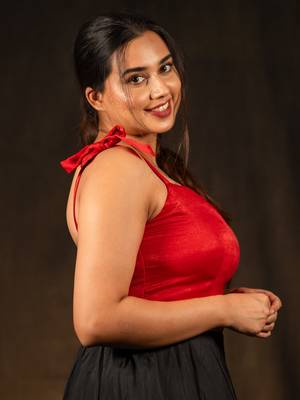 Red Sleeveless Knot Crop Top Velvet Blouse - I Love Sarees 4