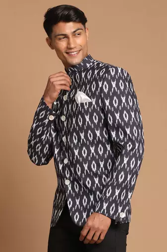Black Jodhpuri