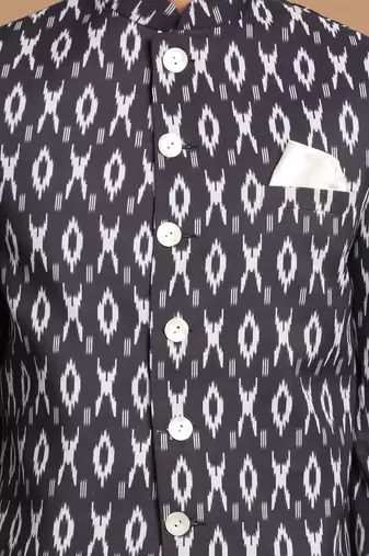 Black Jodhpuri