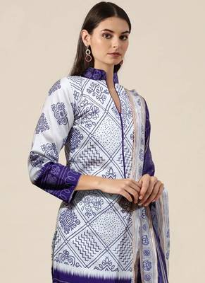 Fashion petals solid poly reyon kurti with leggings dupatta set 2