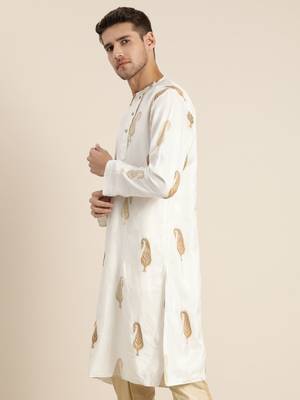 Men'S White And Gold Silk Blend Kurta 2