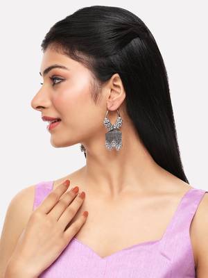 Stylish and antique celebrity inspired latest trendy stylish earrings for women's and girls 2