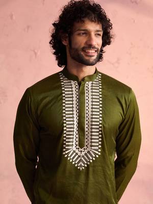 Mehendi Green Moonga Silk Kurta 4