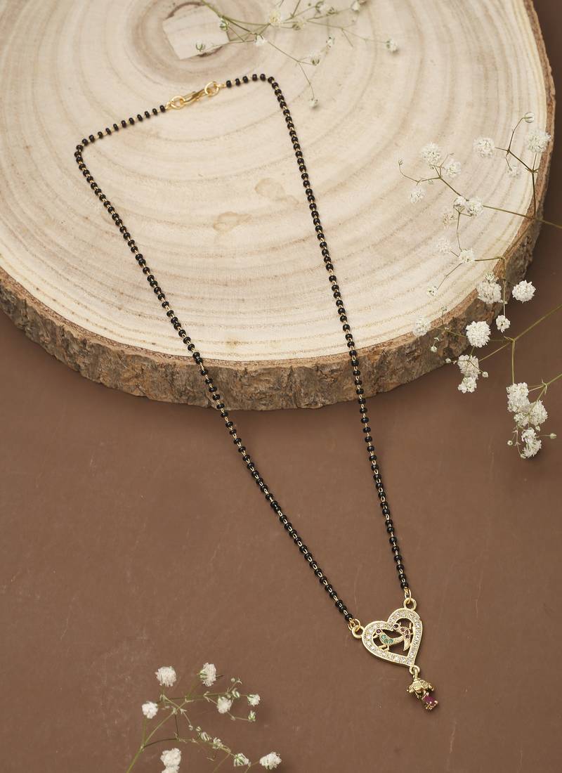 Swan Shaped Mangalsutra Forming Heart