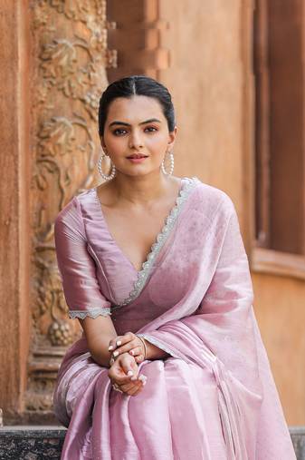 Lavender Organza Swarovski Saree With Unstitched Blouse Piece