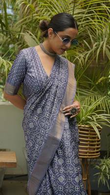Dusty Purple Silk Blend Aztec Print Zari Border Saree With Unstitched Blouse Piece 4