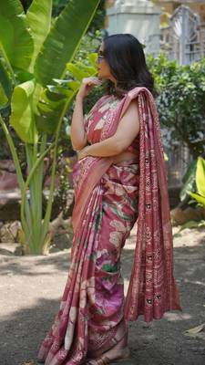 Coral Silk Blend Floral Print Zari Border Saree With Unstitched Blouse Piece 3