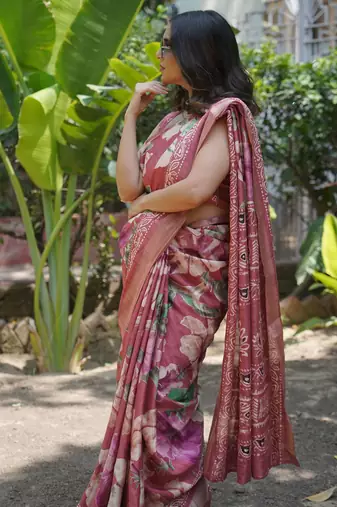 Coral Silk Blend Floral Print Zari Border Saree With Unstitched Blouse Piece