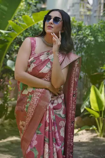 Coral Silk Blend Floral Print Zari Border Saree With Unstitched Blouse Piece