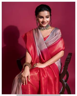 Purple silk blend Saree With Unstitched Blouse Piece 2