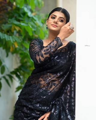 Black Color Soft Net Fabric C Pallu Sequance Embroidery Work Saree 3